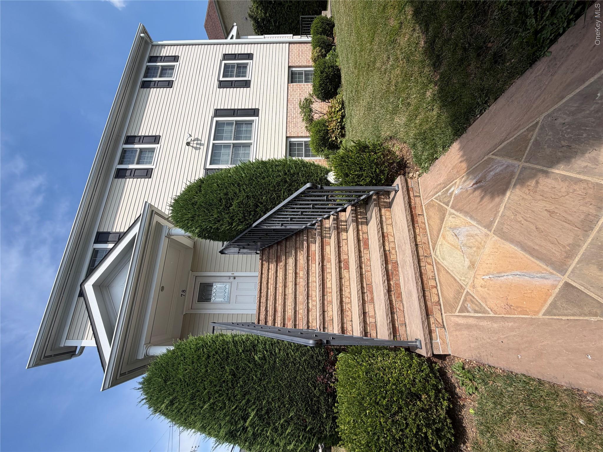 Beautiful townhouse rental in the heart of Harrison offering space, co...