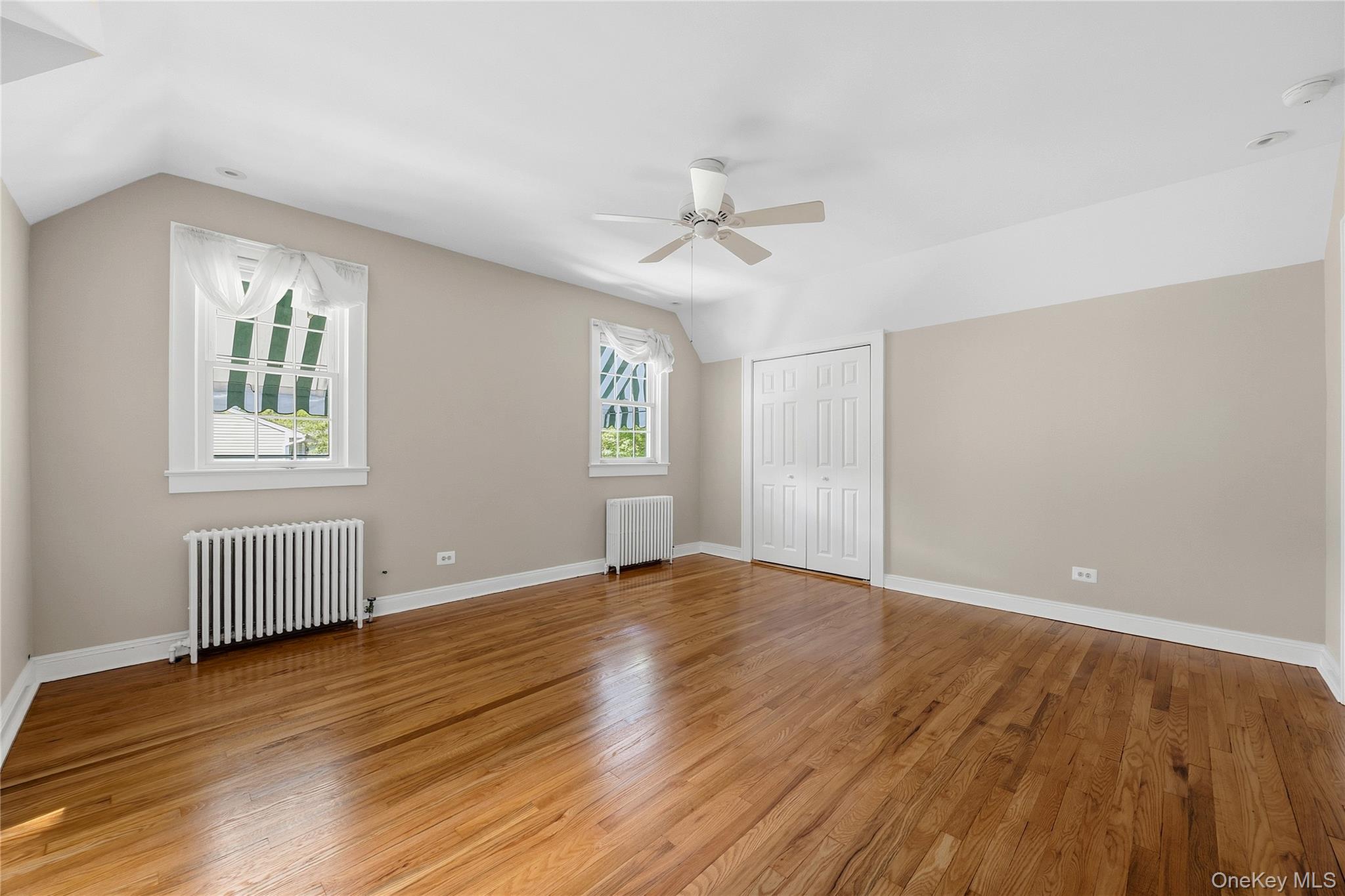 Photo 33 of this property
