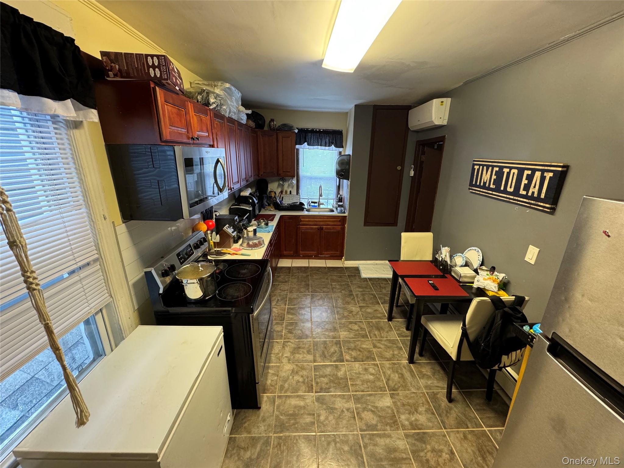Photo 3 of this property