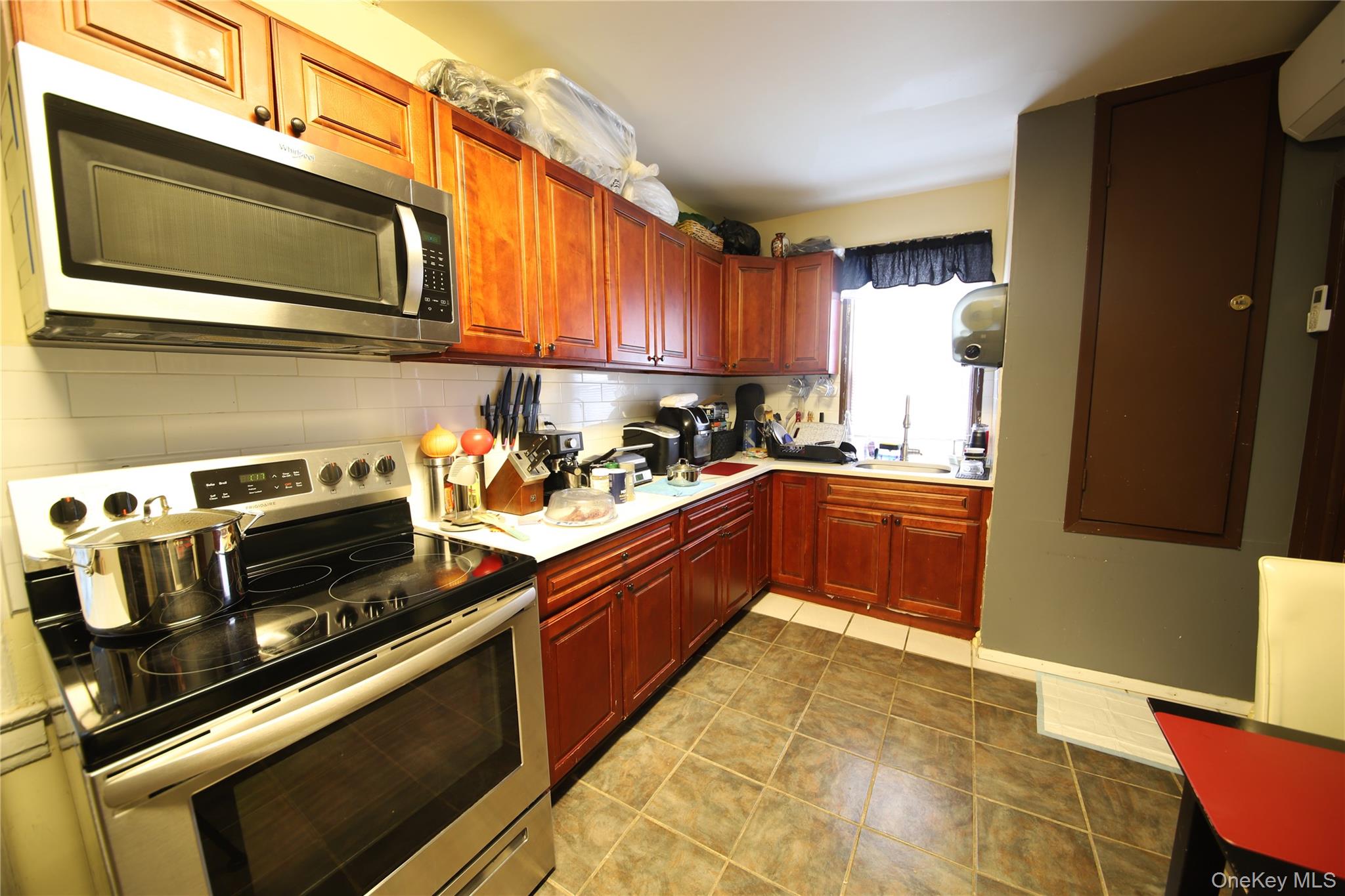 Photo 6 of this property