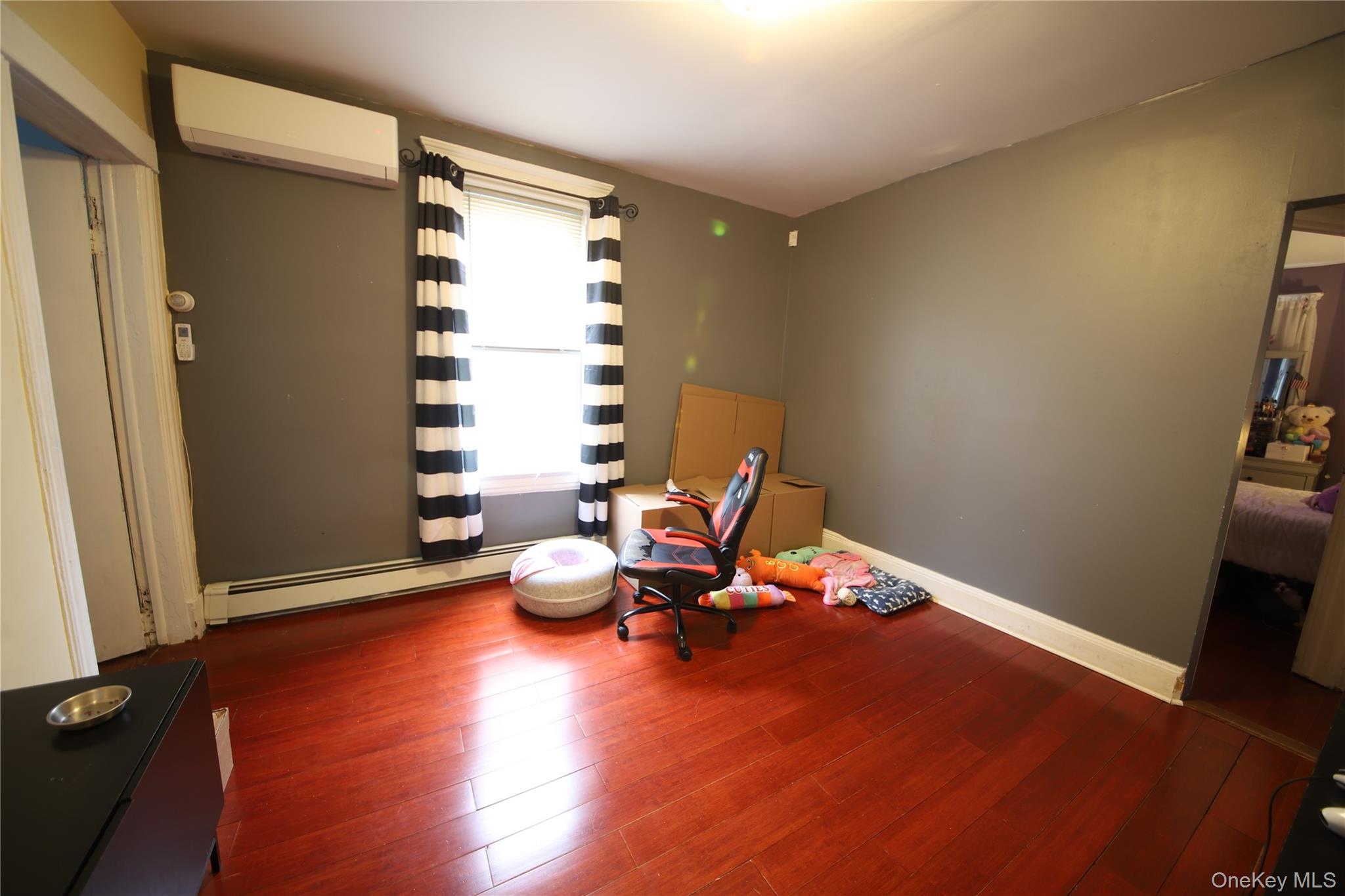 Photo 4 of this property