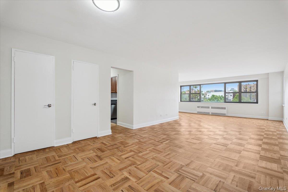 Move right into this beautifully updated 1-bedroom, 1-bath condominium...