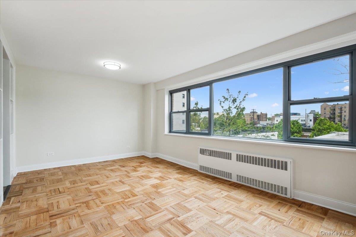 Photo 4 of this property