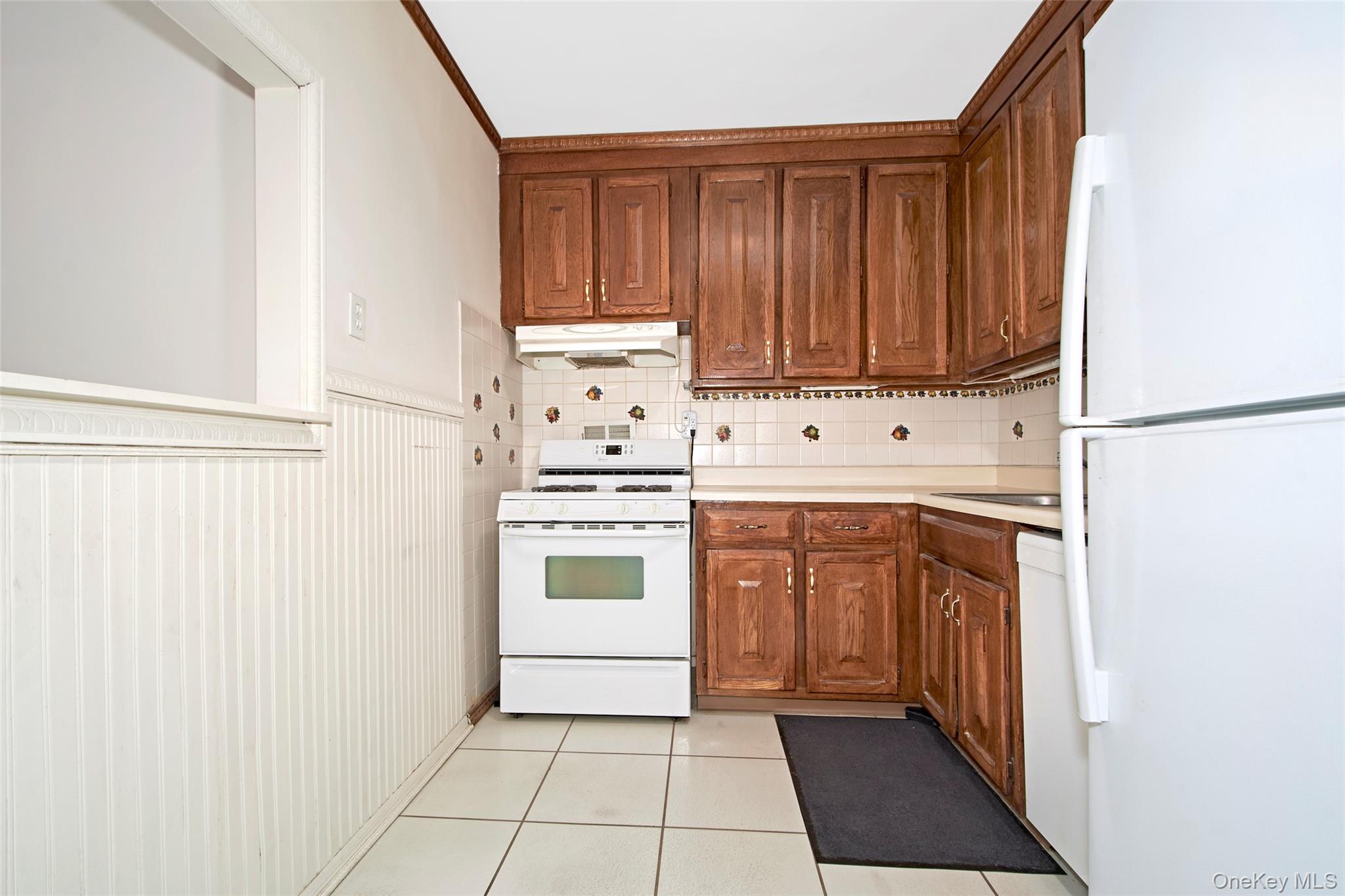 Photo 9 of this property