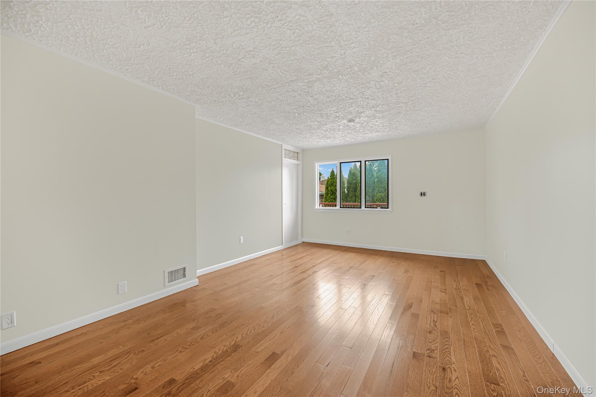 Photo 19 of this property