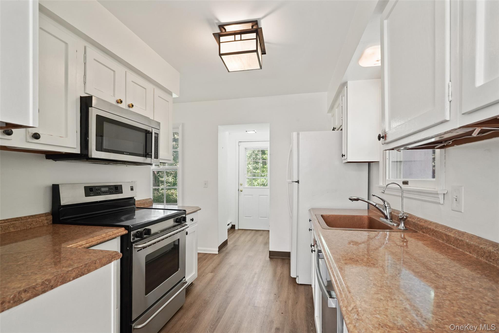 Photo 6 of this property