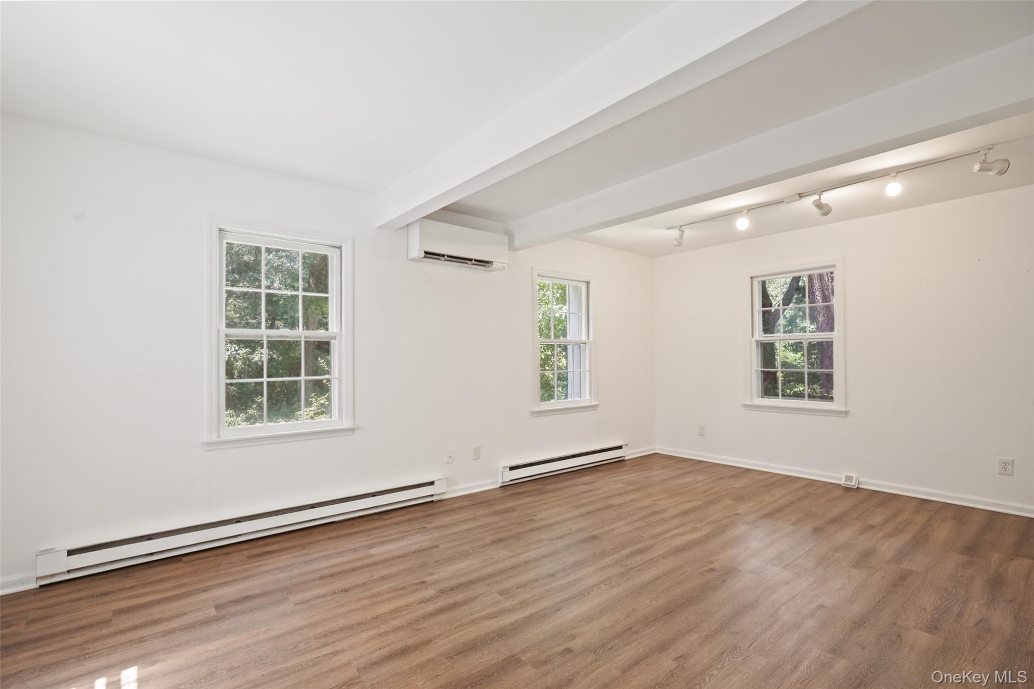 Photo 3 of this property
