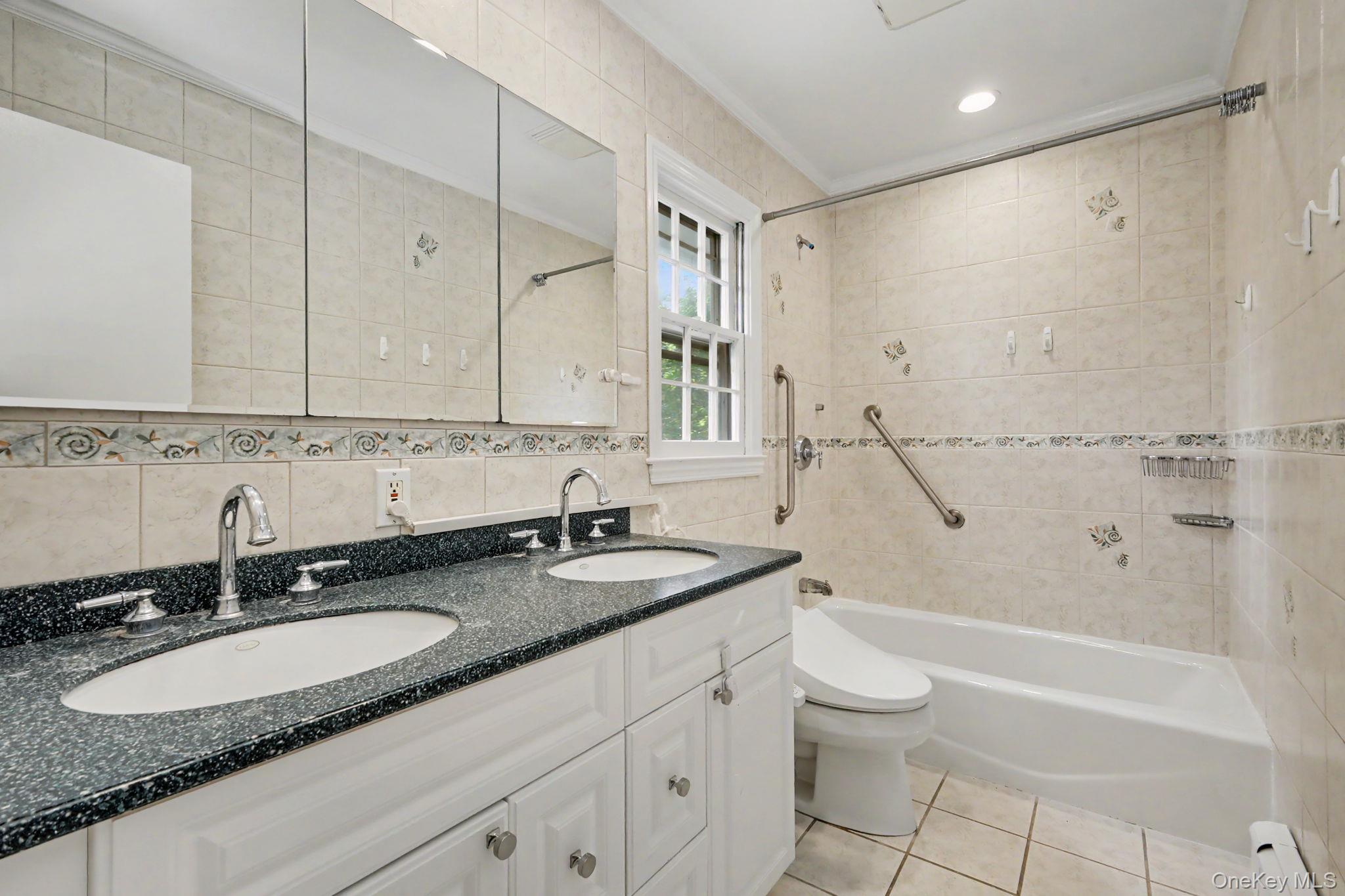 Photo 35 of this property