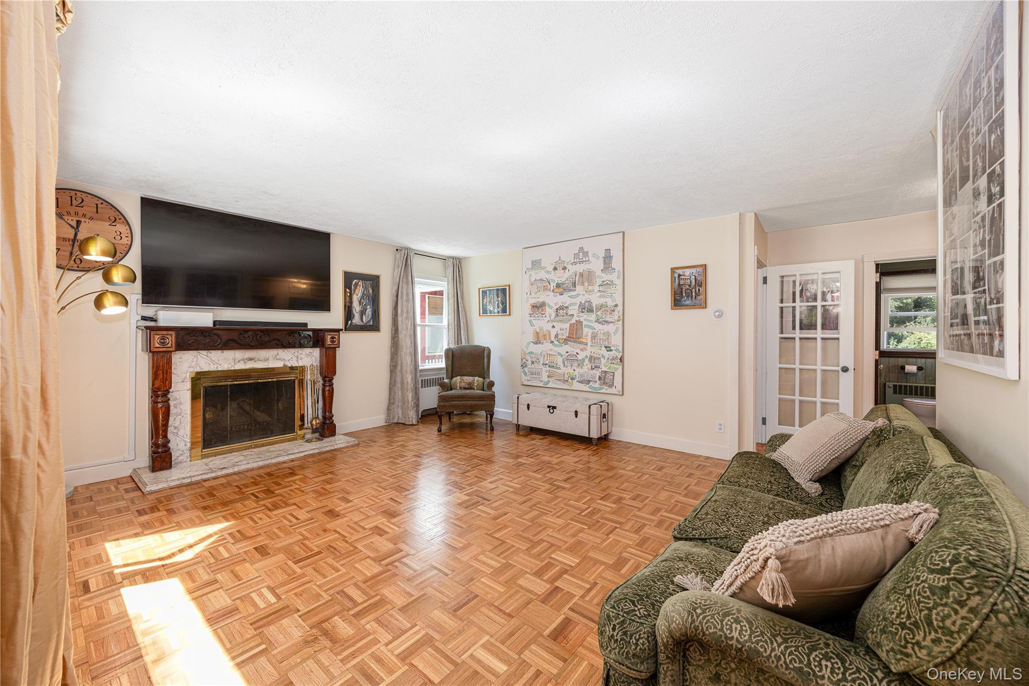 Photo 4 of this property