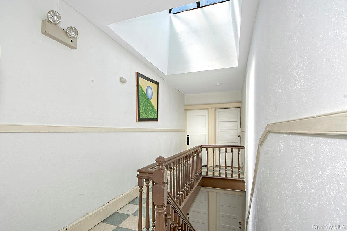 Photo 4 of this property