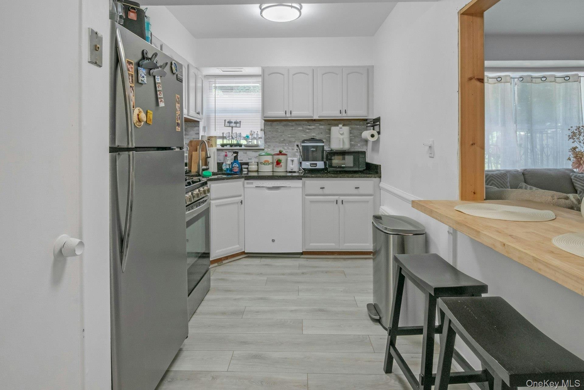 Photo 6 of this property
