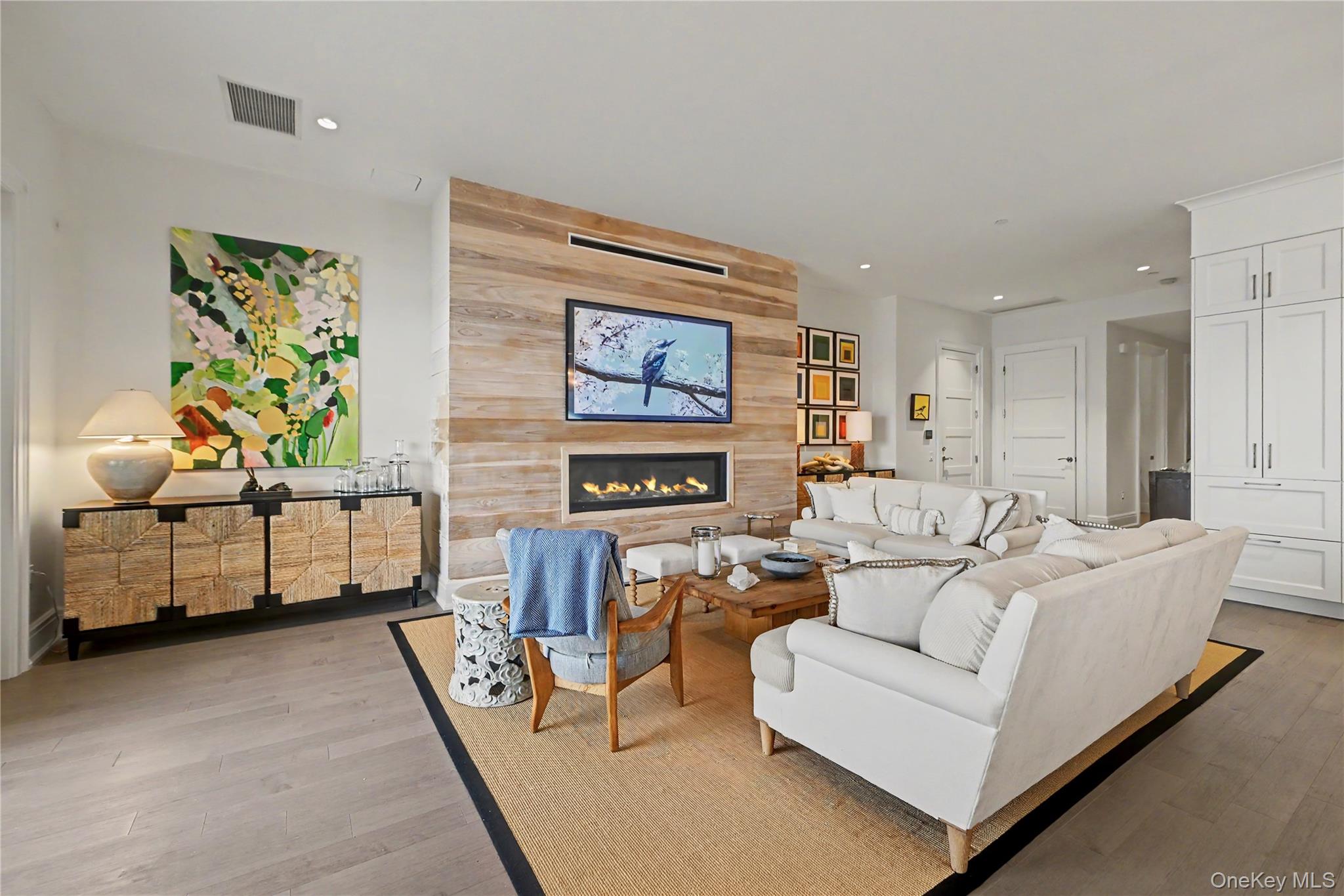 Photo 6 of this property