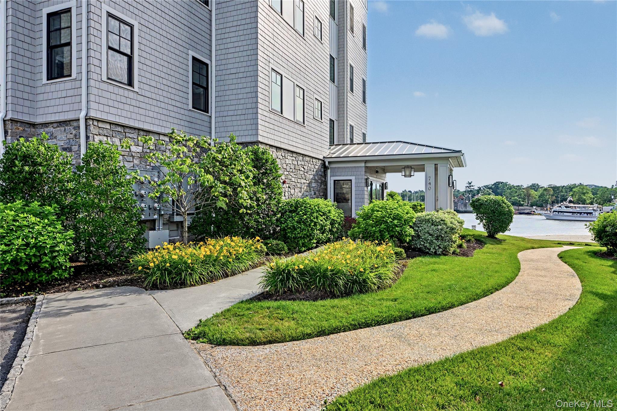 Welcome to Watermark Pointe, a luxurious gated community that is compr...