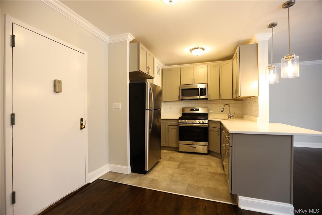 Photo 3 of this property