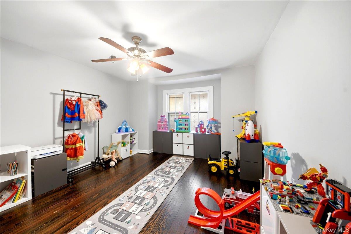 Photo 6 of this property