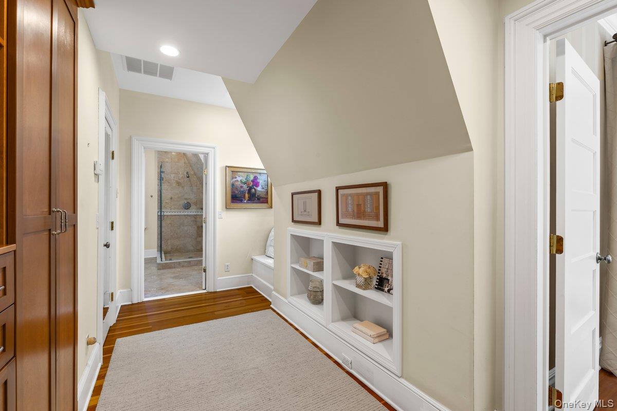 Photo 32 of this property
