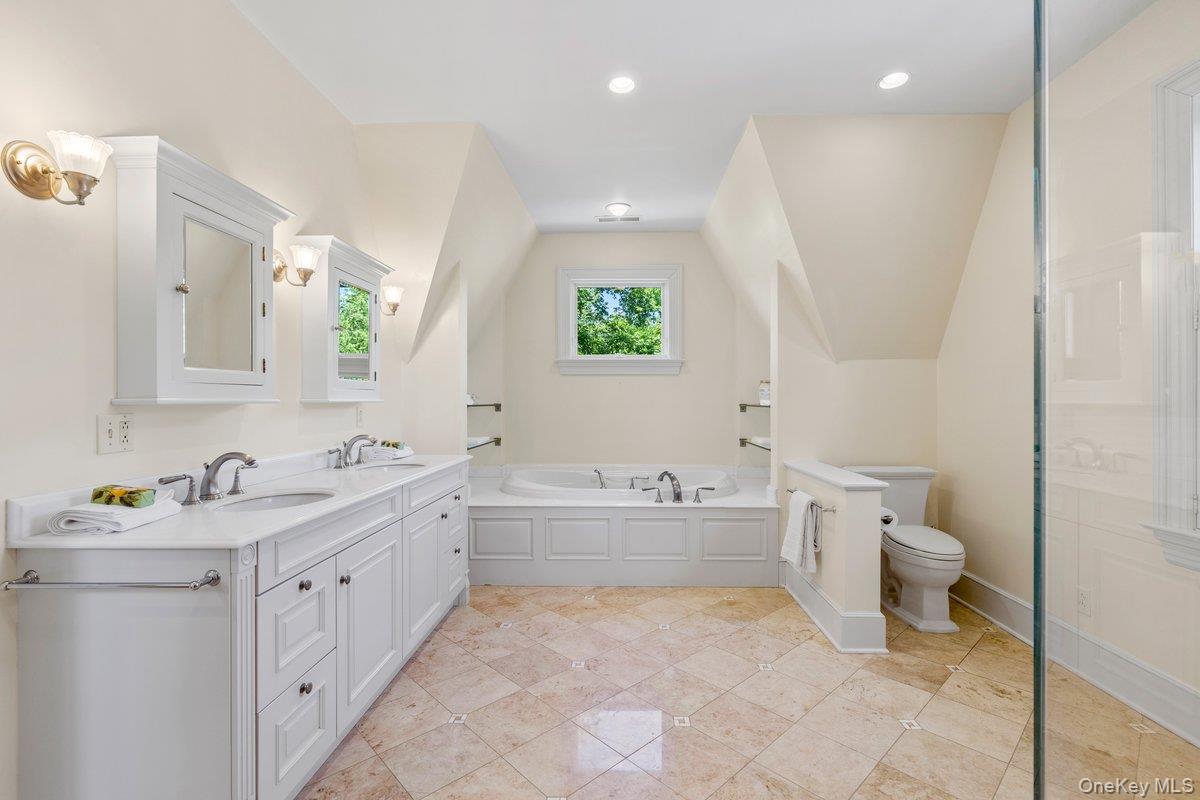 Photo 33 of this property