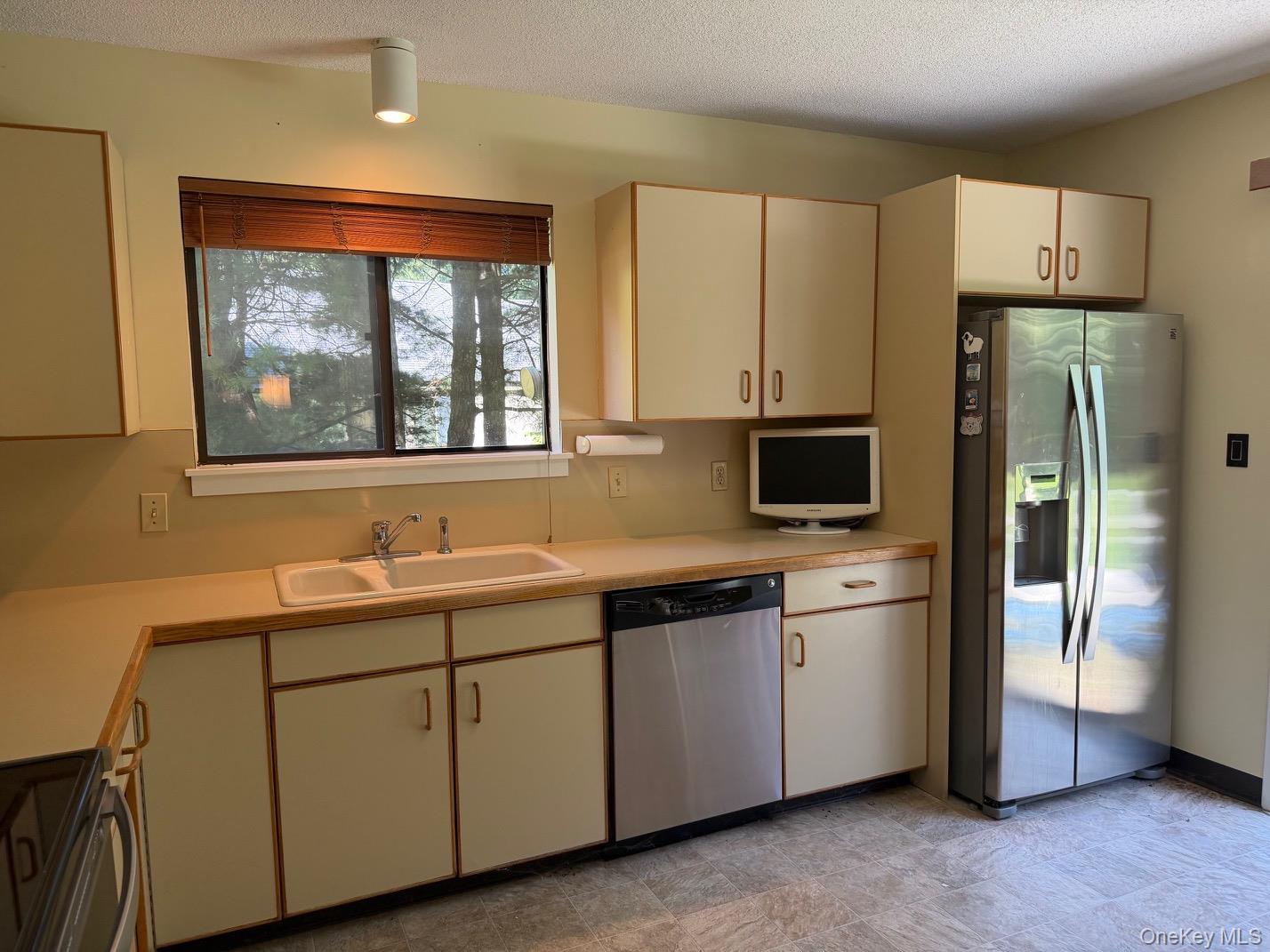 Photo 8 of this property