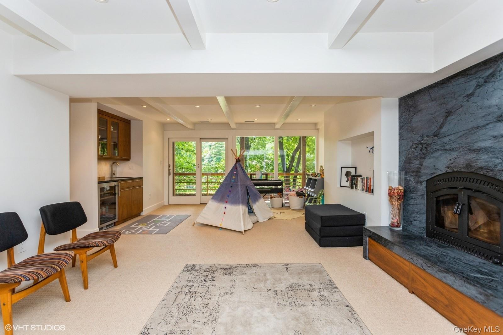 Photo 33 of this property
