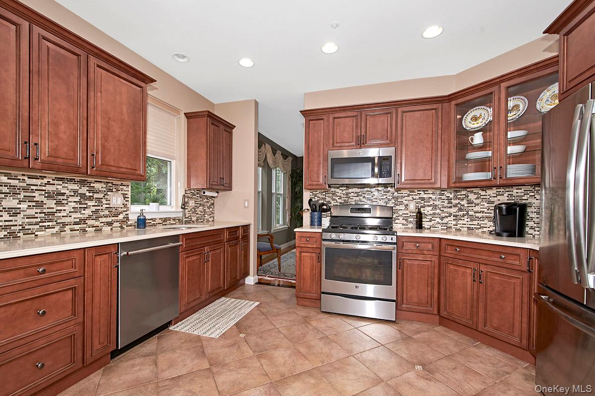 Photo 4 of this property