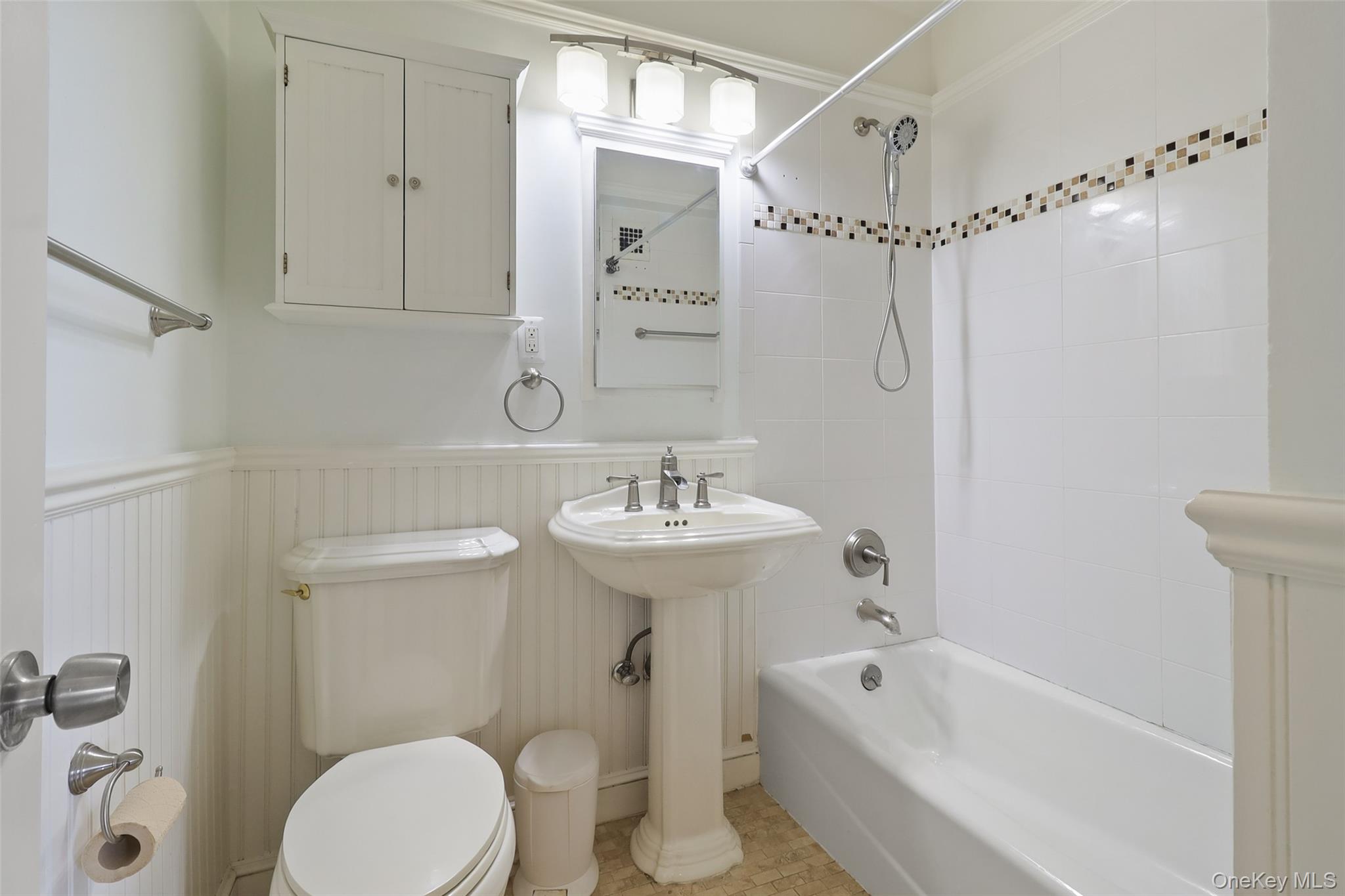 Photo 6 of this property