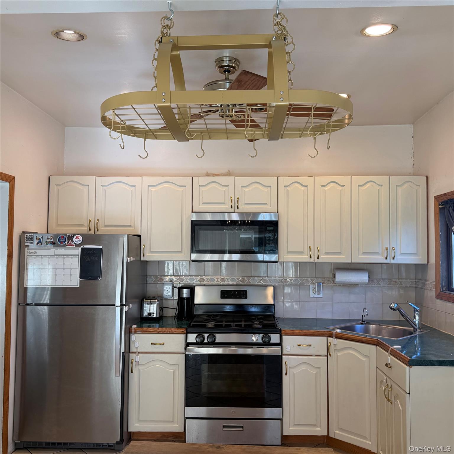 Photo 7 of this property