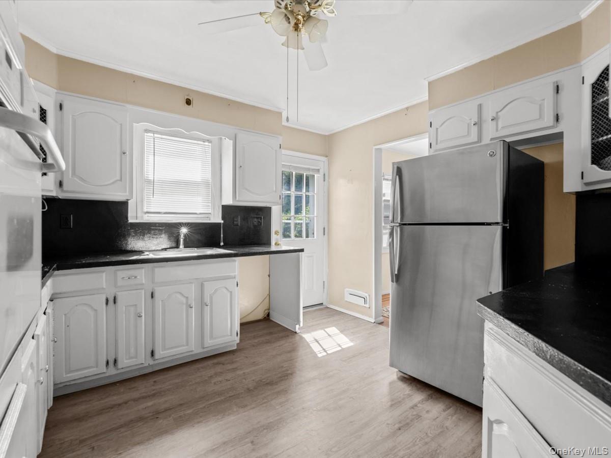 Photo 7 of this property