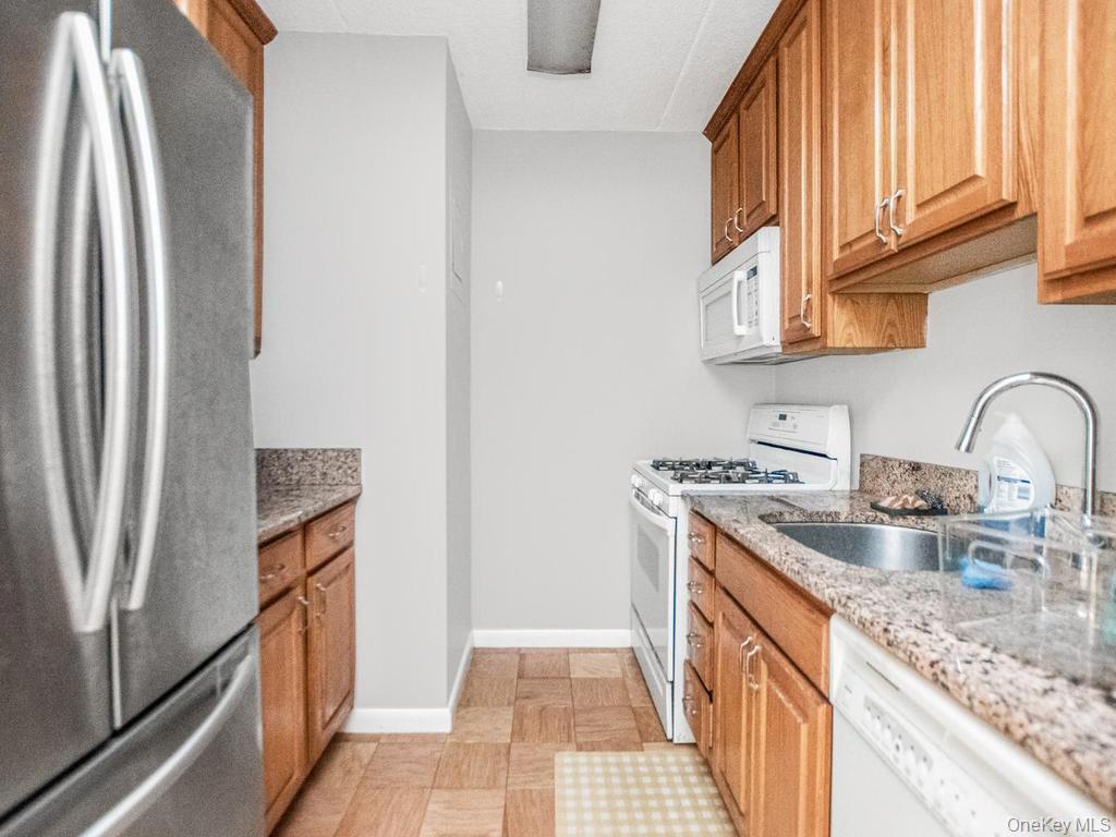 Photo 4 of this property