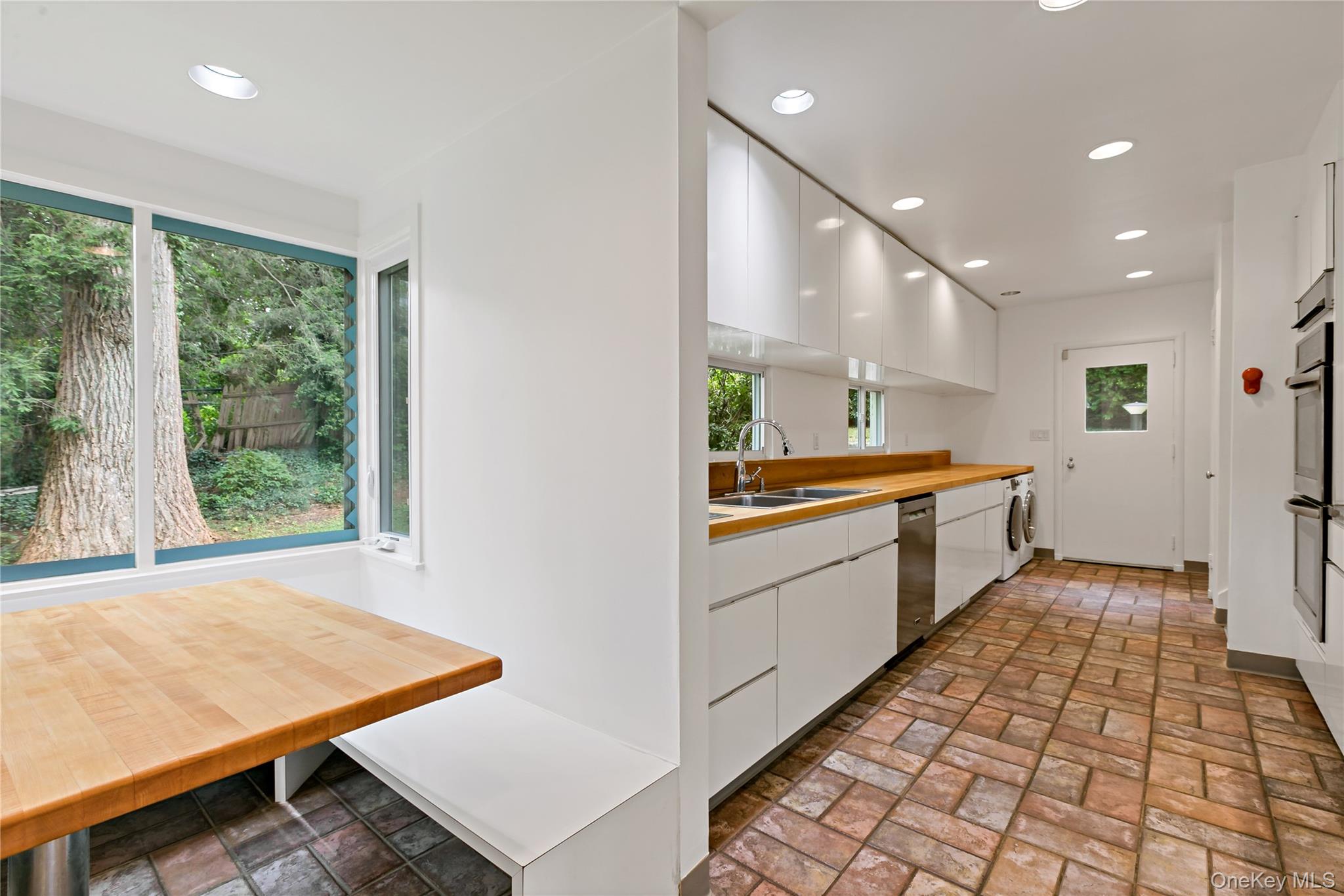 Photo 11 of this property