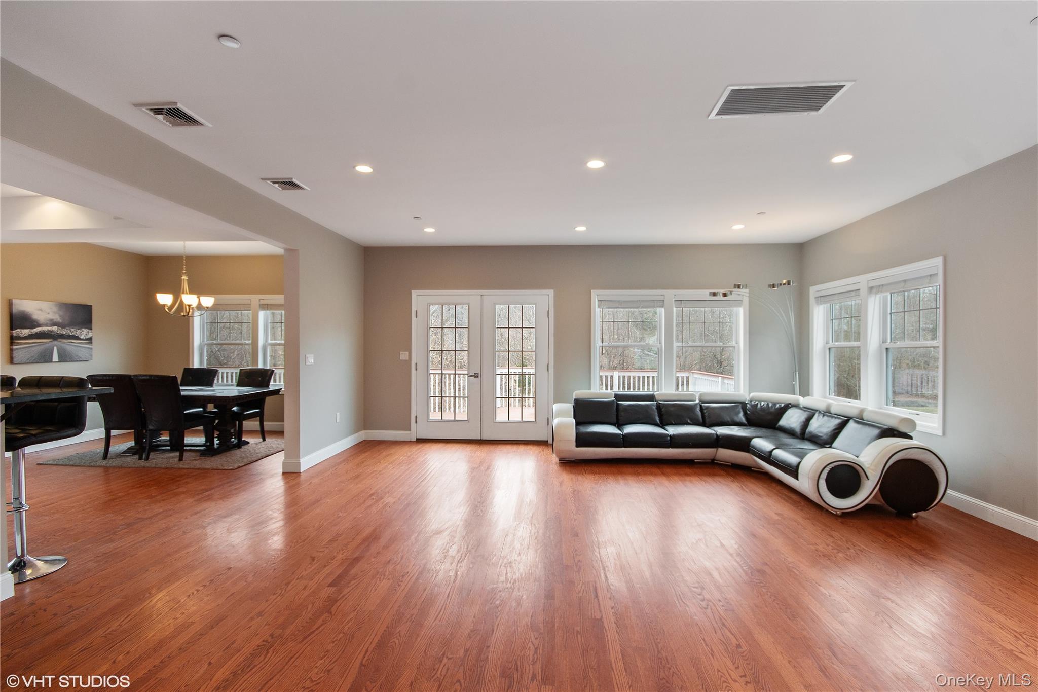 Photo 7 of this property