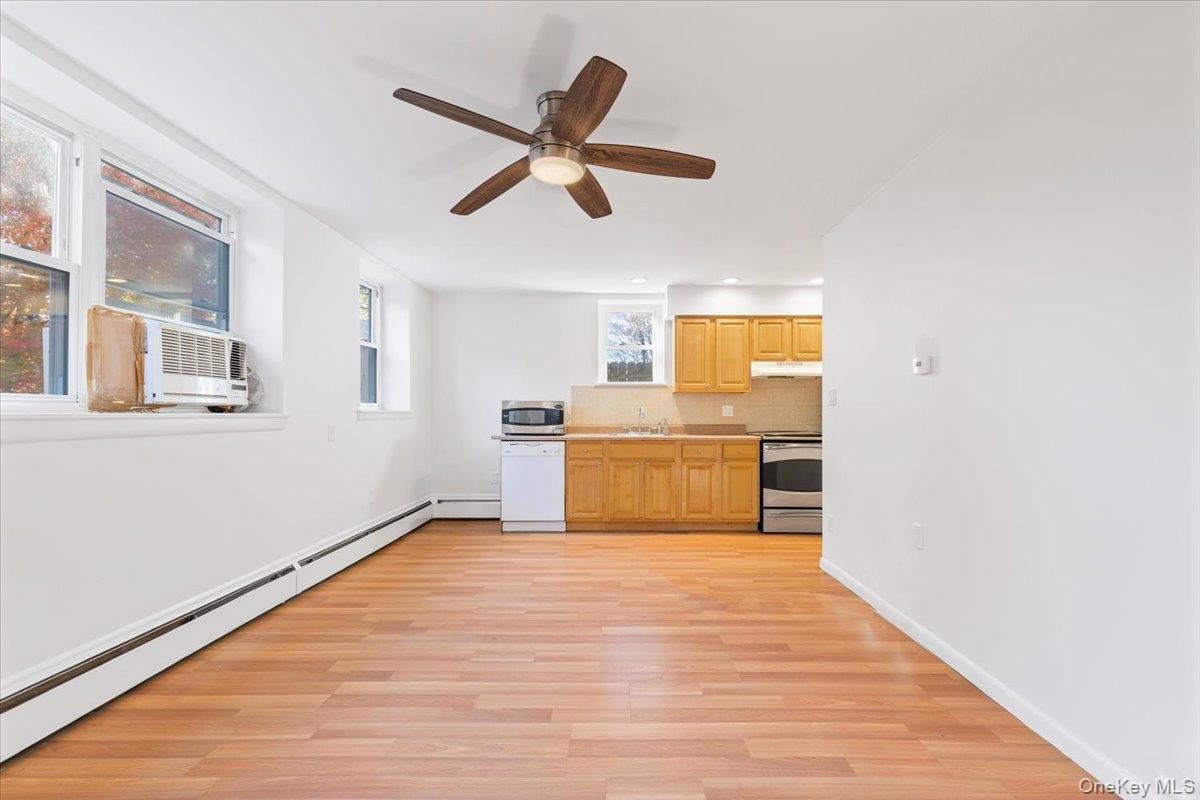 Photo 4 of this property