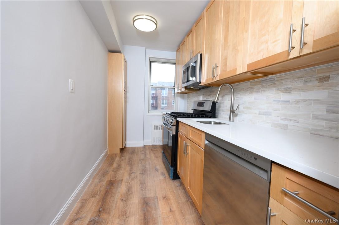 BEAUTIFULLY RENOVATED ONE BEDROOM CO-OP APARTMENT ON A HIGHER FLOOR WI...
