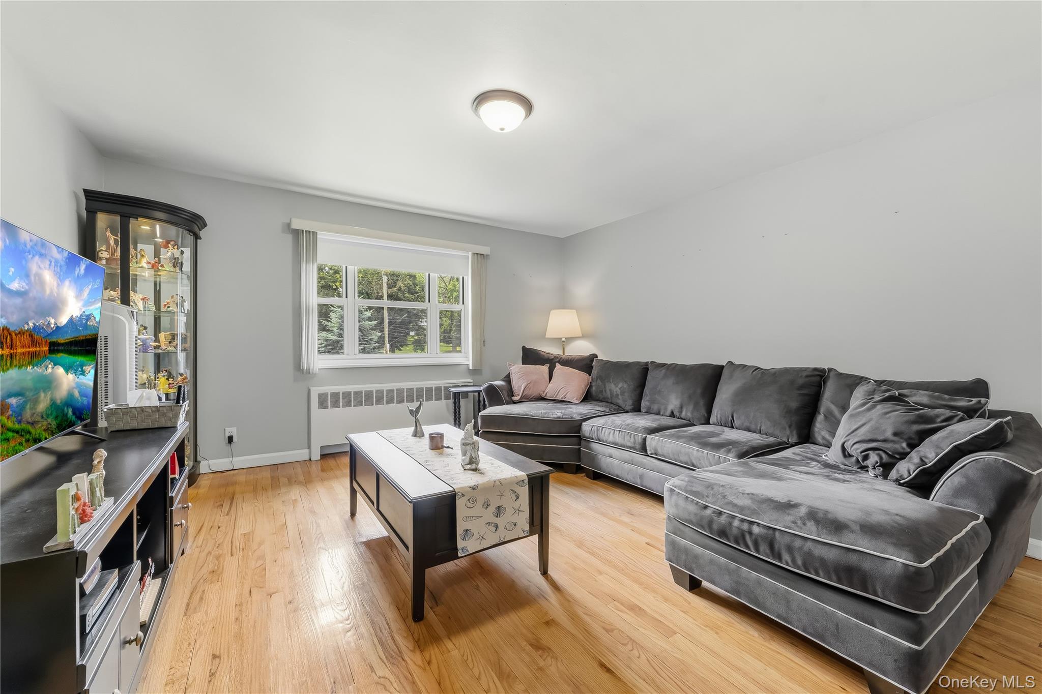 Photo 6 of this property