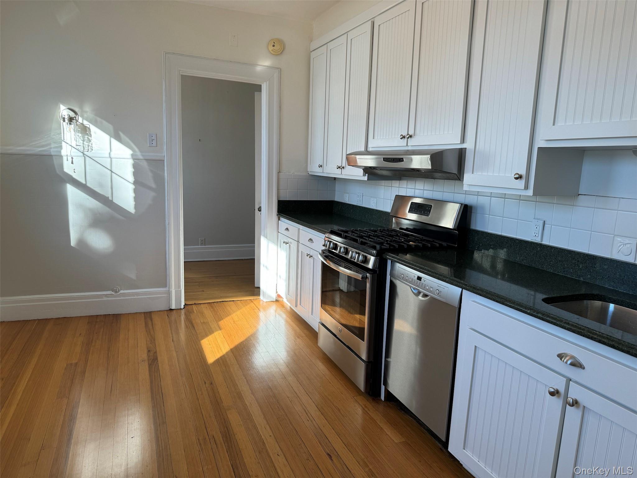 Photo 7 of this property