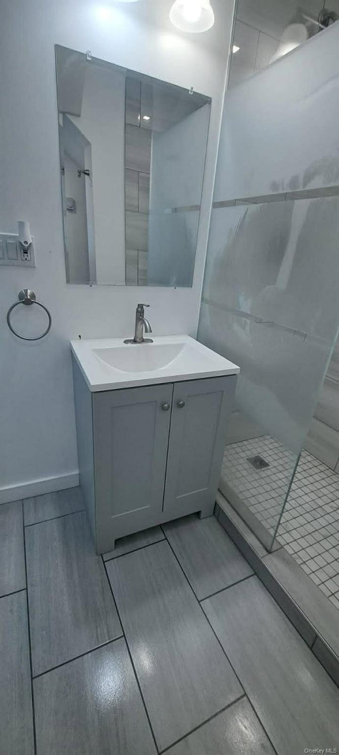 Photo 4 of this property