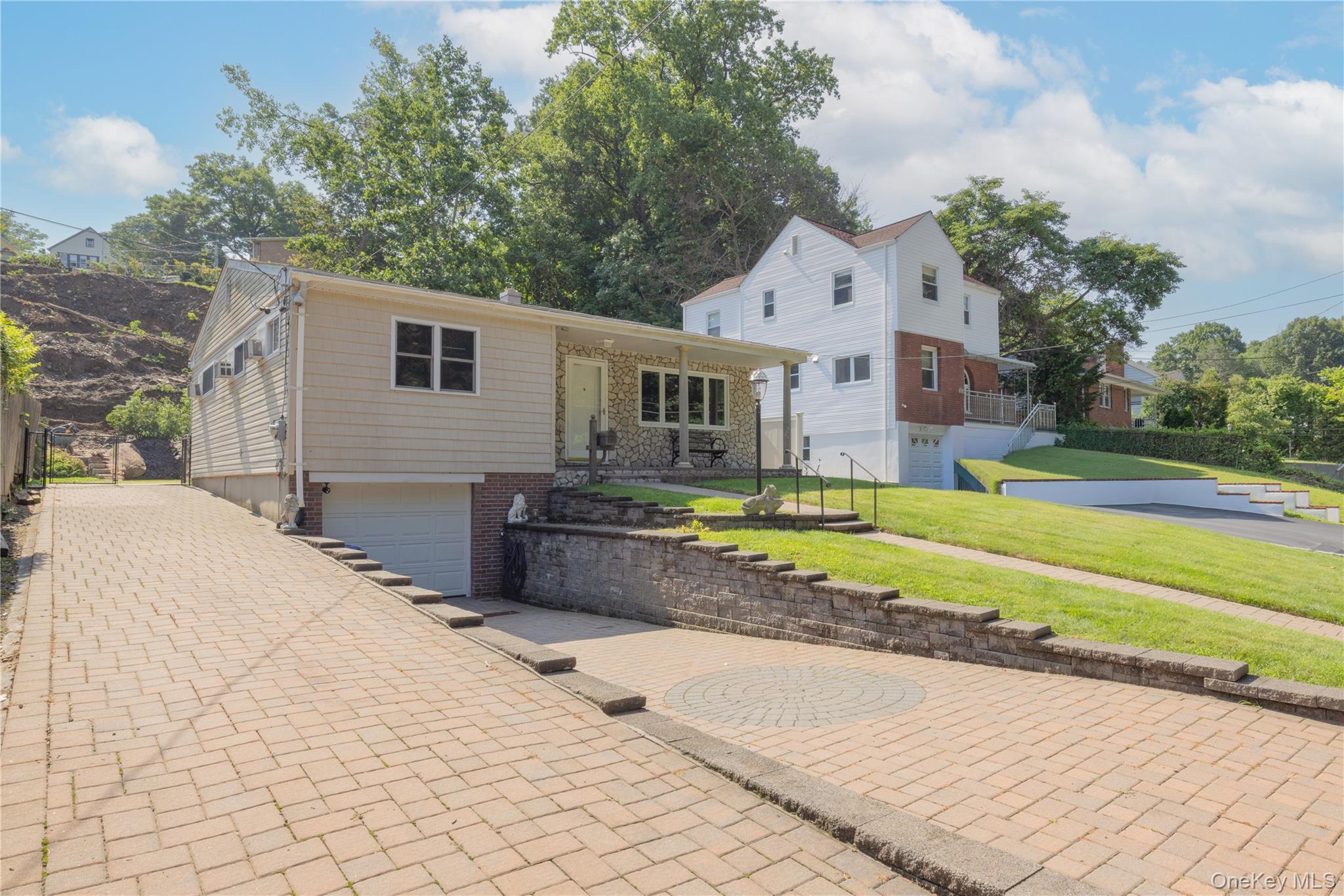Photo 4 of this property