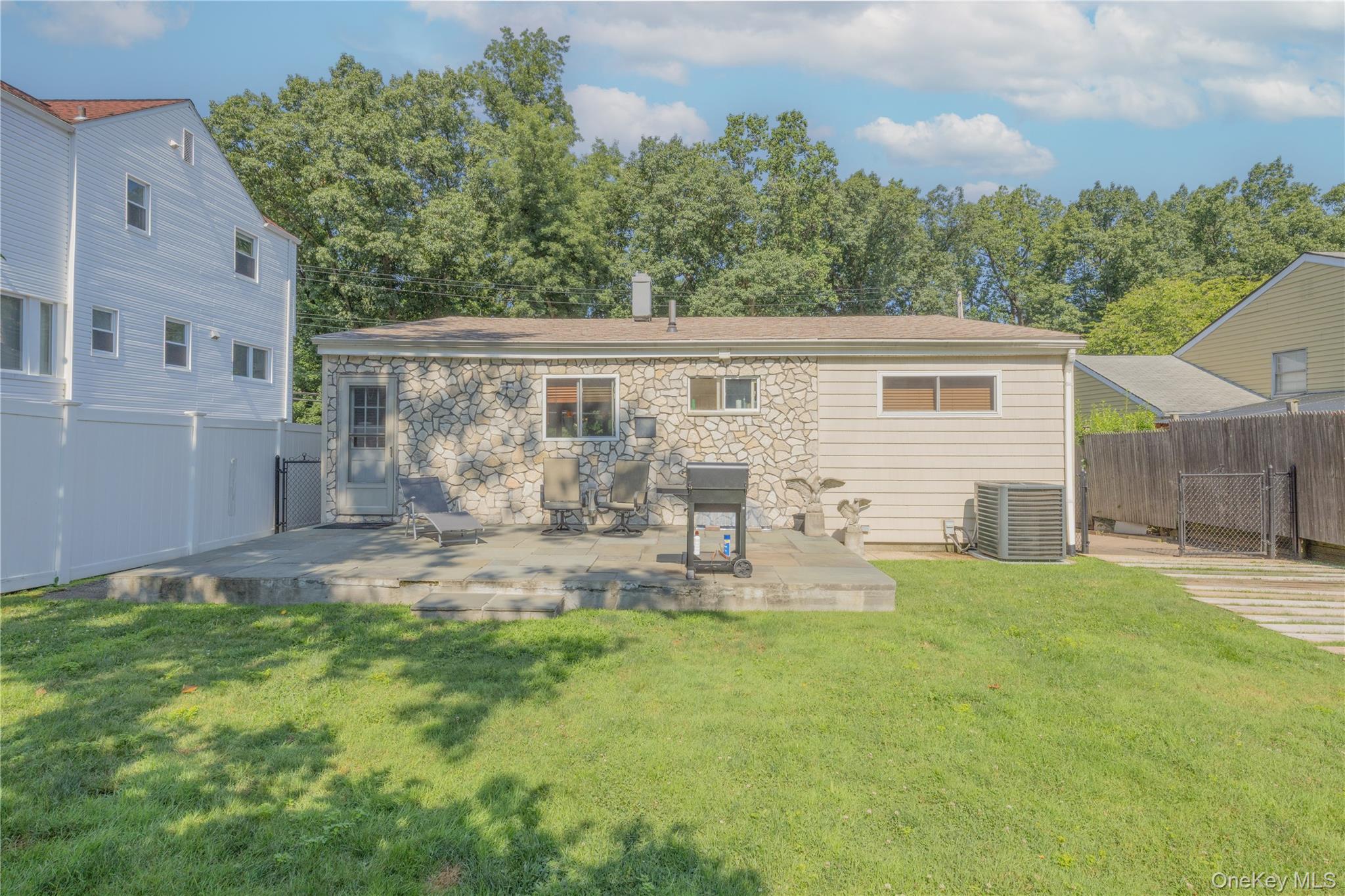 Photo 5 of this property