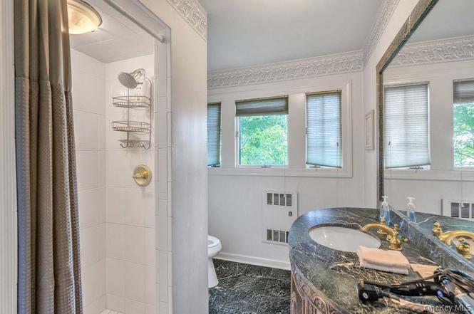 Photo 19 of this property