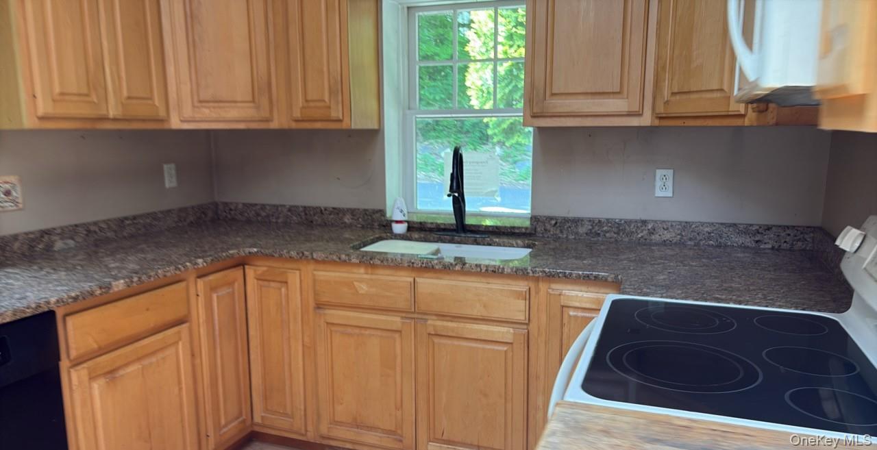 Photo 6 of this property