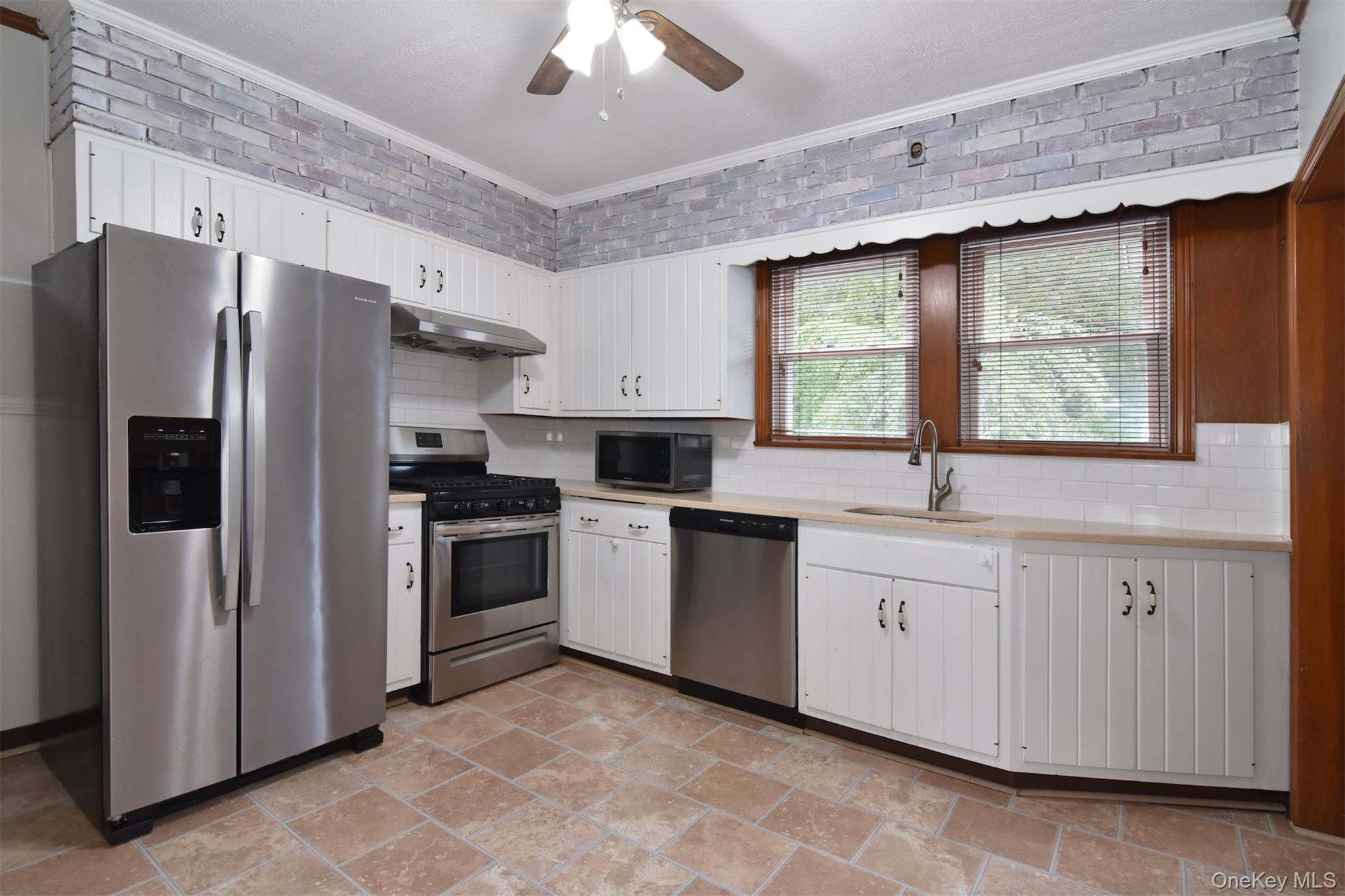 Photo 9 of this property