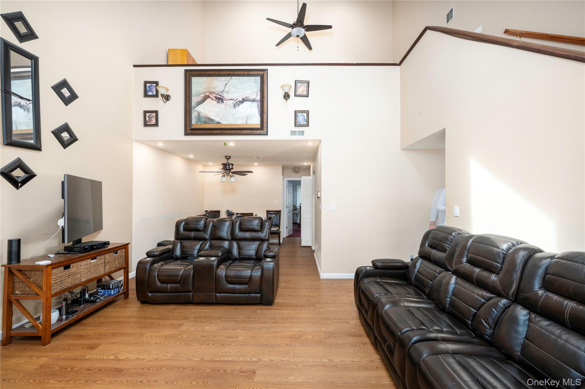 Photo 4 of this property
