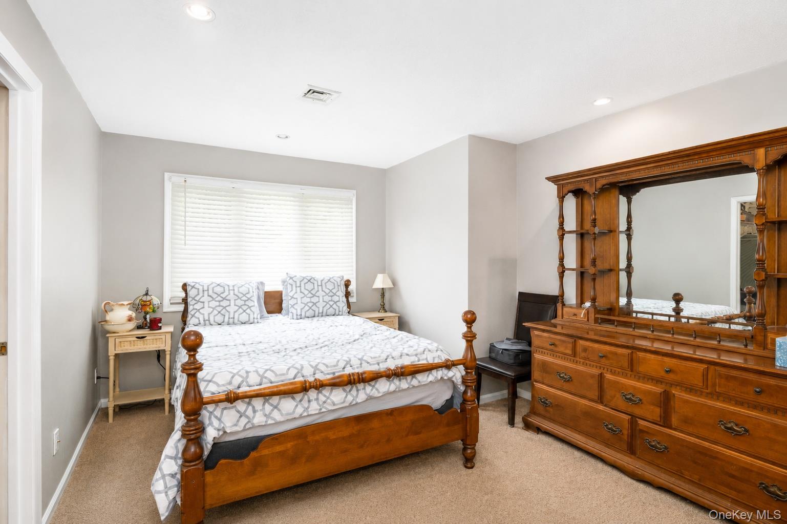 Photo 7 of this property