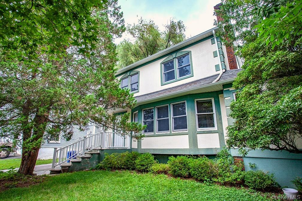 Photo 3 of this property