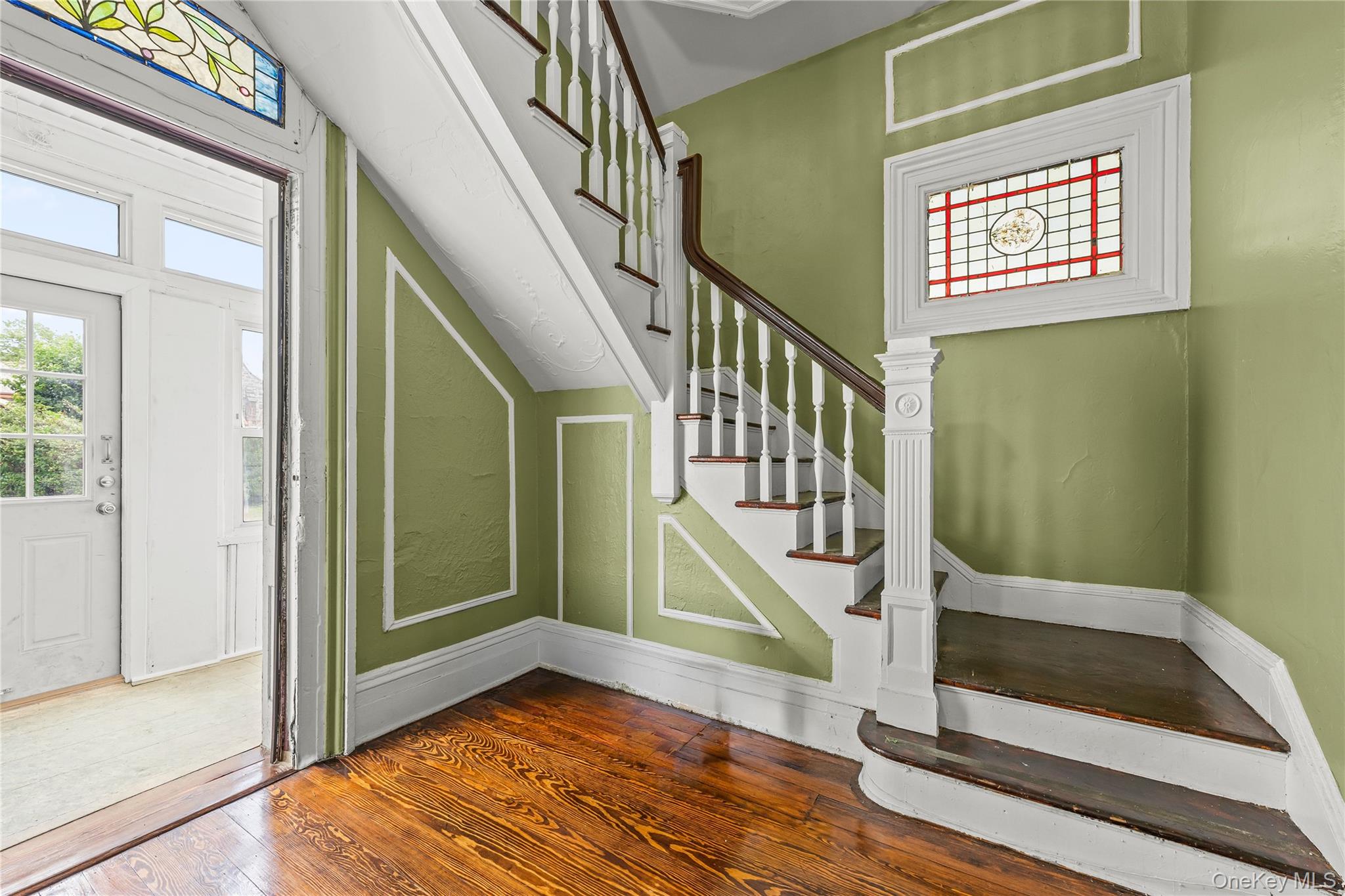 Photo 4 of this property