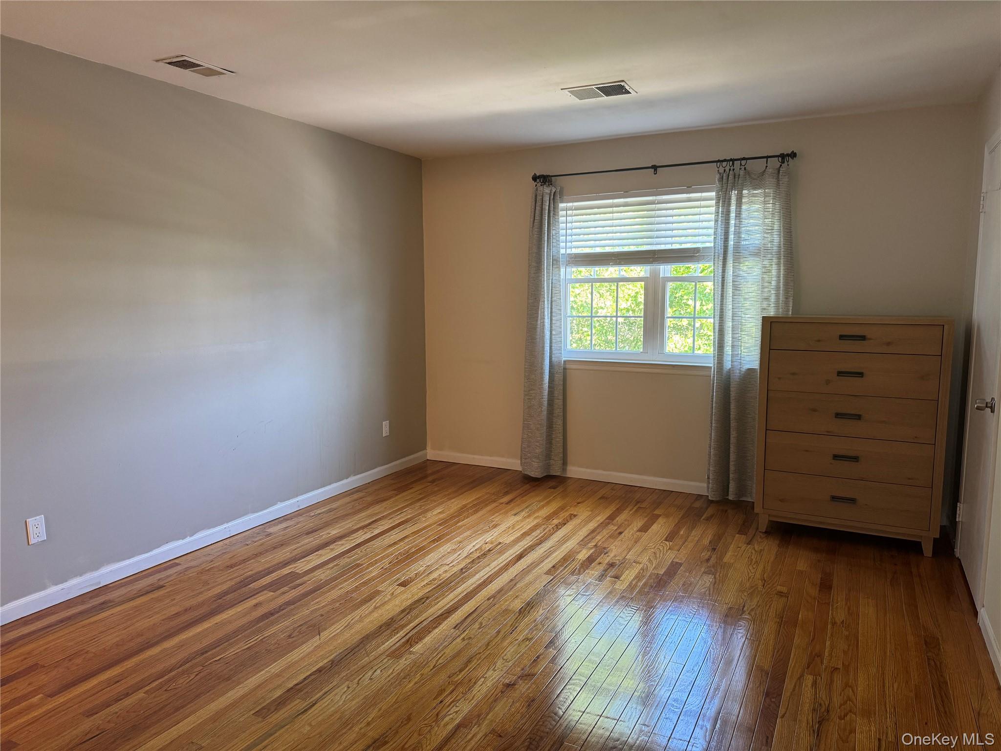 Photo 4 of this property