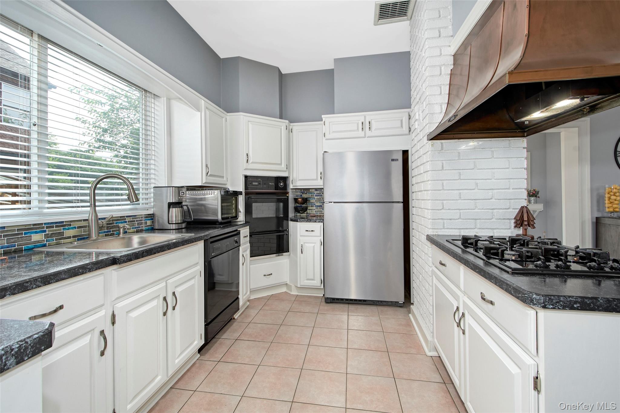 Photo 8 of this property