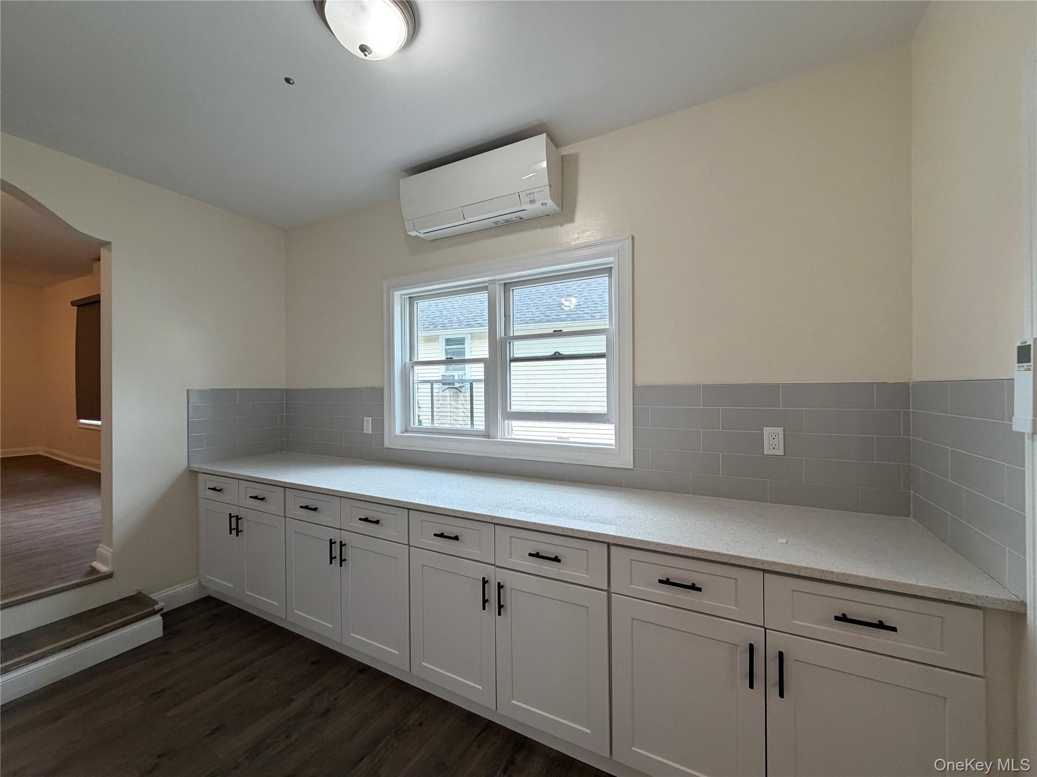 Photo 7 of this property