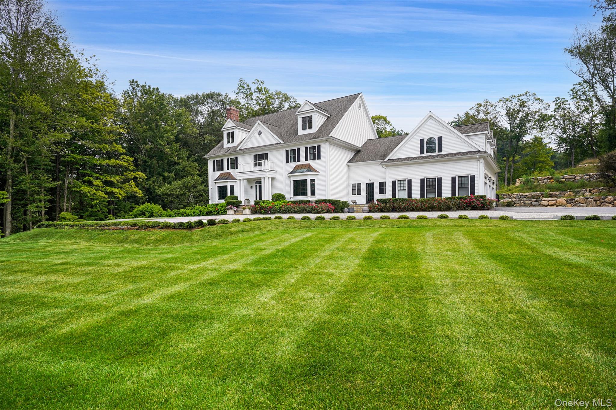 BEDFORD SOPHISTICATE. Impressive and elegant Colonial with perfectly s...