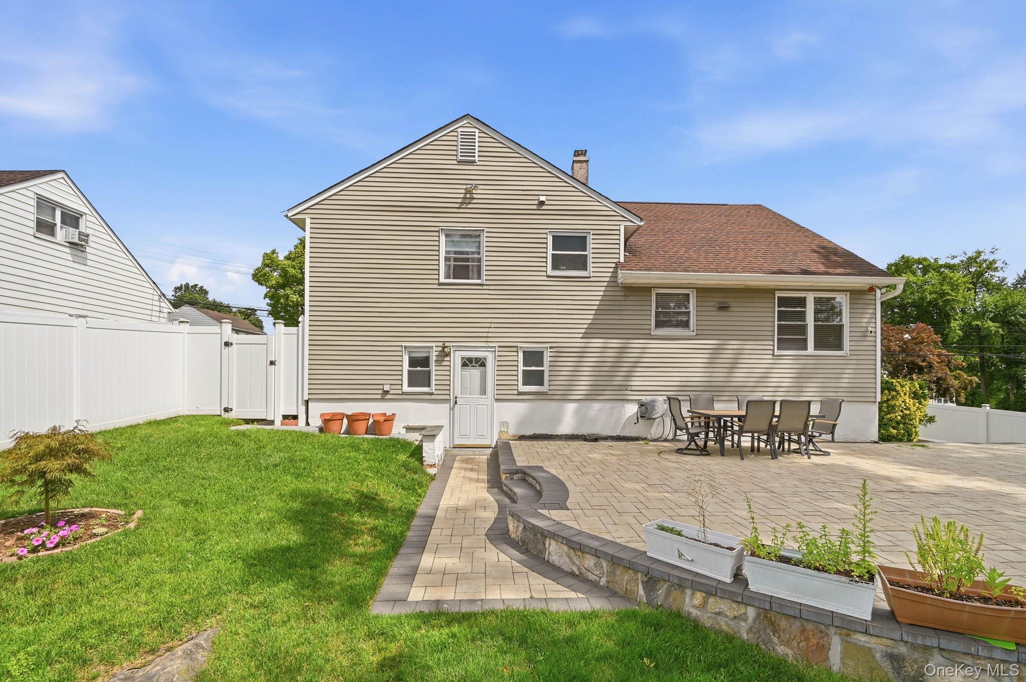Photo 31 of this property