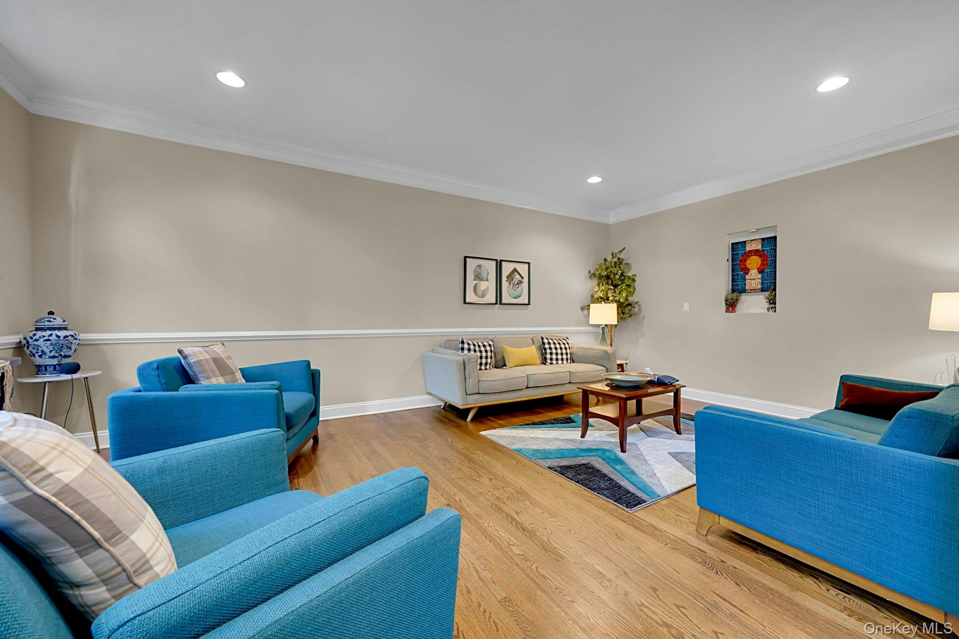 Photo 6 of this property